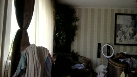 kristinalamour96 online show from 09.14.25