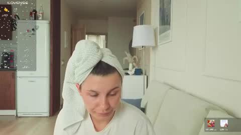 Snapshot of kristinedean chatting on 07.29.26 Kristi online show from 07.29.26