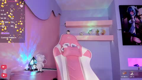 Snapshot of kristinwall chatting on 12.13.24 KristinWall online show from 12.13.24