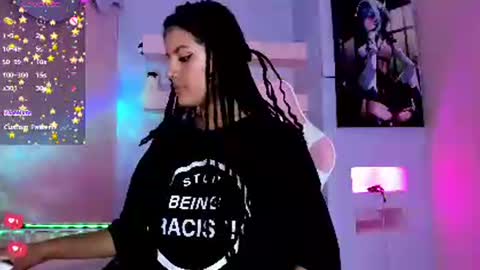 Snapshot of kristinwall chatting on 12.14.24 KristinWall online show from 12.14.24