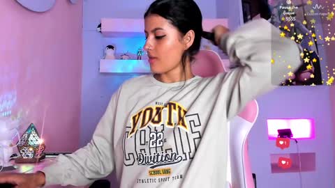 Snapshot of kristinwall chatting on 12.22.24 KristinWall online show from 12.22.24