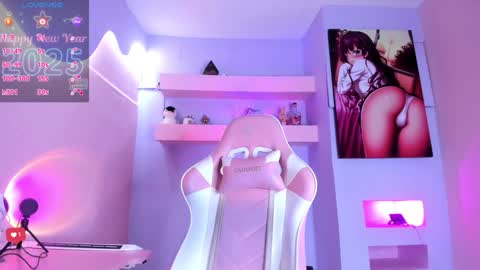 Snapshot of kristinwall chatting on 01.17.25 KristinWall online show from 01.17.25