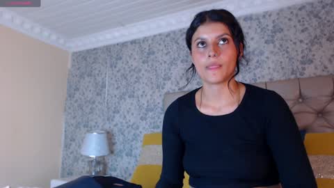 Snapshot of kristinwall chatting on 02.02.25 KristinWall online show from 02.02.25