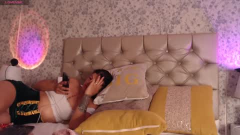 Snapshot of kristinwall chatting on 02.04.25 KristinWall online show from 02.04.25