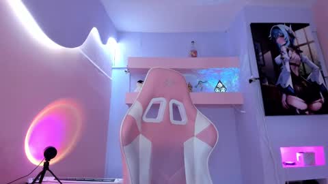 Snapshot of kristinwall chatting on 03.04.25 KristinWall online show from 03.04.25