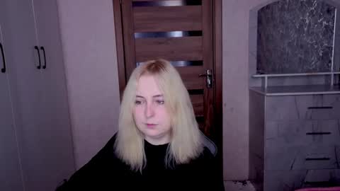 Snapshot of kristy_fran chatting on 03.17.26 Kristy online show from 03.17.26
