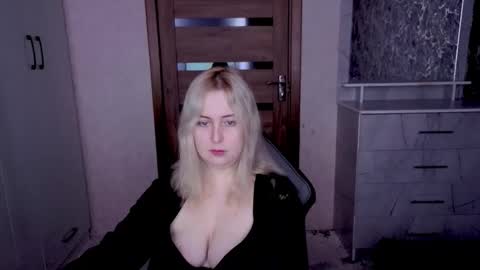 Snapshot of kristy_fran chatting on 03.23.26 Kristy online show from 03.23.26