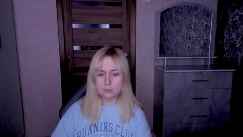 Snapshot of kristy_fran chatting on 04.25.26 Kristy online show from 04.25.26