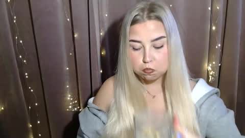 Snapshot of kristyflowers chatting on 12.02.24 KristyFlowers online show from 12.02.24