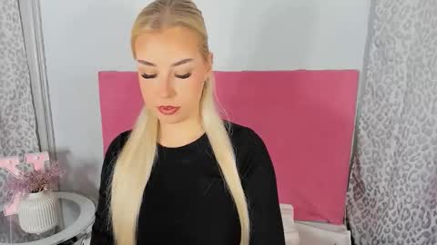 KristyFlowers online show from 03.08.26