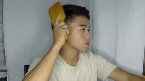Snapshot of kritthanarkorn chatting on 04.28.26 kritthanarkorn online show from 04.28.26