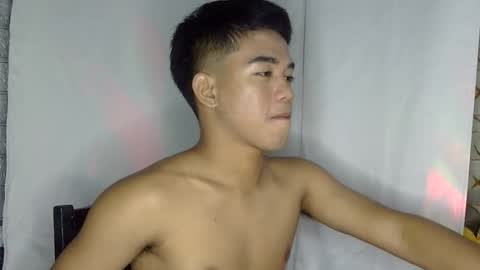 Snapshot of kritthanarkorn chatting on 04.30.26 kritthanarkorn online show from 04.30.26