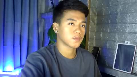 Snapshot of kritthanarkorn chatting on 05.23.26 kritthanarkorn online show from 05.23.26