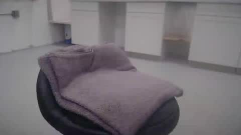 Snapshot of kronur chatting on 06.22.26 kronur online show from 06.22.26