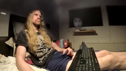 Snapshot of krullz123 chatting on 02.04.26 Krullz online show from 02.04.26