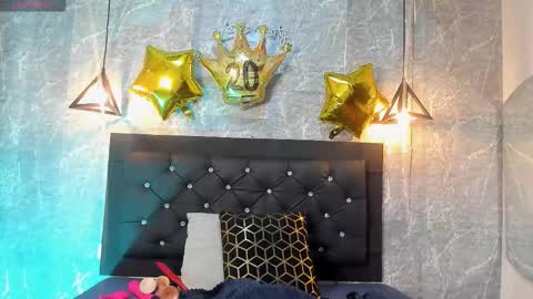 Kystal Taylor online show from 11.17.25