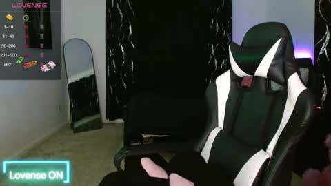 Krystal Blake online show from 05.15.26