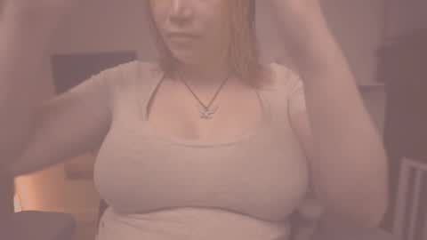 Snapshot of krystalsyxx chatting on 12.17.25 Krystal Syx online show from 12.17.25