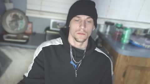 Snapshot of krytiar1992 chatting on 12.16.25 krytiar1992 online show from 12.16.25