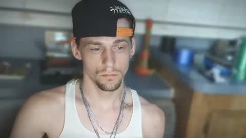 Snapshot of krytiar1992 chatting on 03.27.26 krytiar1992 online show from 03.27.26