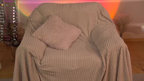 Snapshot of kseha_cute chatting on 02.08.25 Ksesha online show from 02.08.25