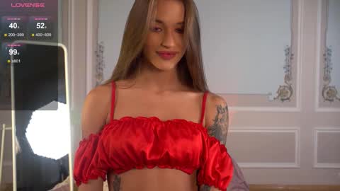 Snapshot of kseha_cute chatting on 09.17.25 Ksesha online show from 09.17.25