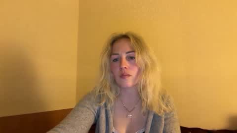 ksenia online show from 10.04.25