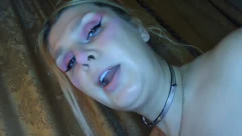 Snapshot of kudesnizza chatting on 02.03.25 Annika MTF ts post -op online show from 02.03.25