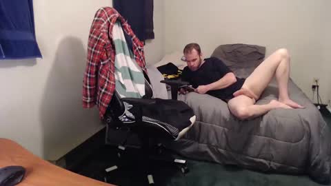 Snapshot of kuggy570 chatting on 12.20.24 Kuggy online show from 12.20.24