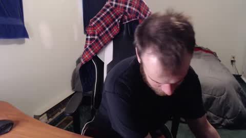 Snapshot of kuggy570 chatting on 02.20.25 Kuggy online show from 02.20.25