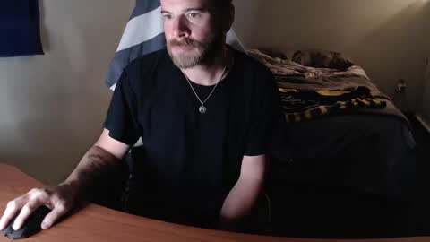 Snapshot of kuggy570 chatting on 10.14.25 Kuggy online show from 10.14.25