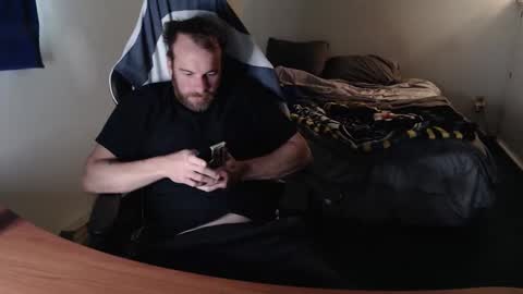 Snapshot of kuggy570 chatting on 10.17.25 Kuggy online show from 10.17.25