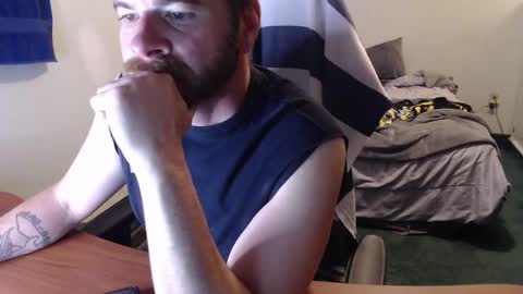 Snapshot of kuggy570 chatting on 10.18.25 Kuggy online show from 10.18.25
