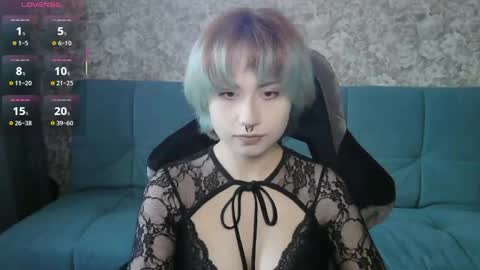 Snapshot of kummcaskill chatting on 04.26.26 Alice online show from 04.26.26