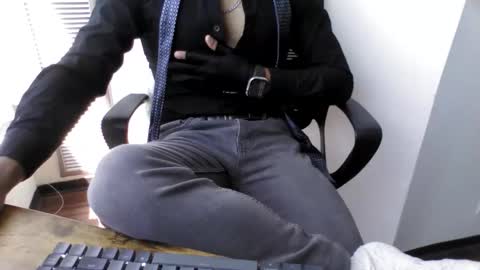 Snapshot of kunal7034 chatting on 05.25.26 kunal7034 online show from 05.25.26