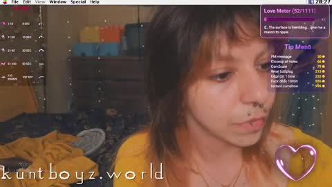 Snapshot of kuntboyzworld chatting on 04.16.26 Krypto hethey online show from 04.16.26