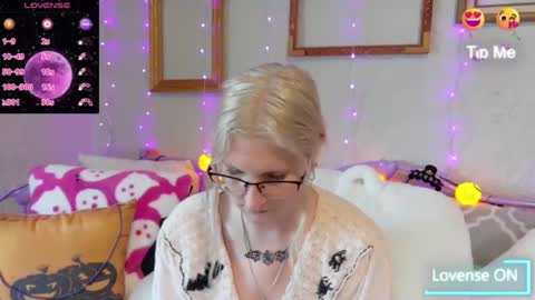 Samantha online show from 09.25.25