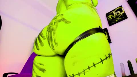 Snapshot of kuromi_bush chatting on 05.17.26 IM KUROMI - MY NEXT STREAM - SATURDAY- 31 JANUARY 2026 - 10PM EST DONT MISS IT online show from 05.17.26