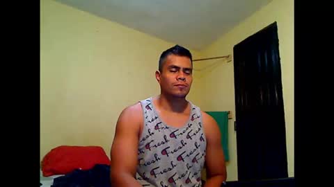 Snapshot of kushlozter chatting on 10.23.25 kushlozter online show from 10.23.25