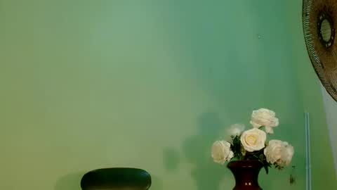 Kween online show from 01.08.25