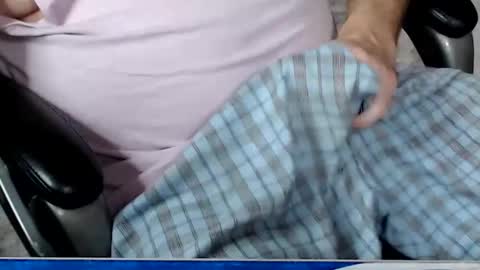 Snapshot of kwib34 chatting on 01.15.26 kwib34 online show from 01.15.26