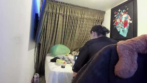 Snapshot of kyhara chatting on 05.15.26 kyhara online show from 05.15.26