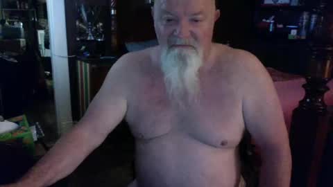 Snapshot of kyhgihntight chatting on 04.30.26 Nick Nude Celt KYHighNTight online show from 04.30.26