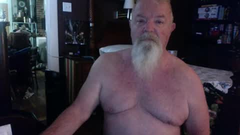 Snapshot of kyhgihntight chatting on 07.19.26 Nick Nude Celt KYHighNTight online show from 07.19.26