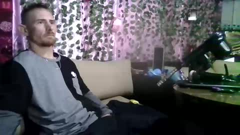 kyl3baron3 online show from 01.22.25