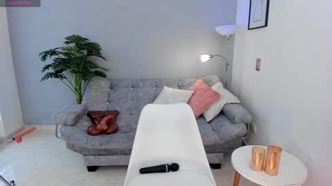 I am Kyla online show from 12.06.24