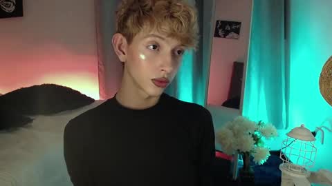 Snapshot of kyle__cooper chatting on 12.09.24 Kyle Cooper online show from 12.09.24