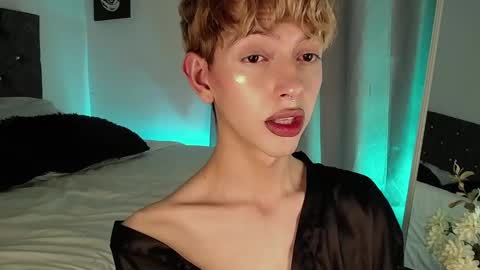 Snapshot of kyle__cooper chatting on 12.30.24 Kyle Cooper online show from 12.30.24