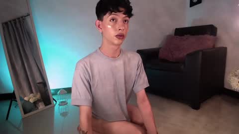 Snapshot of kyle__cooper chatting on 01.16.25 Kyle Cooper online show from 01.16.25