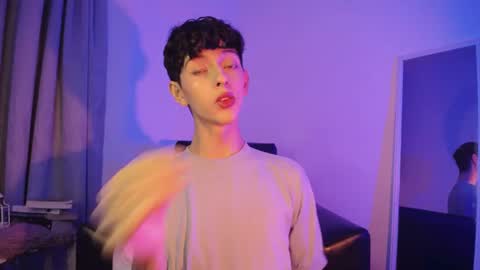 Snapshot of kyle__cooper chatting on 02.21.25 Kyle Cooper online show from 02.21.25